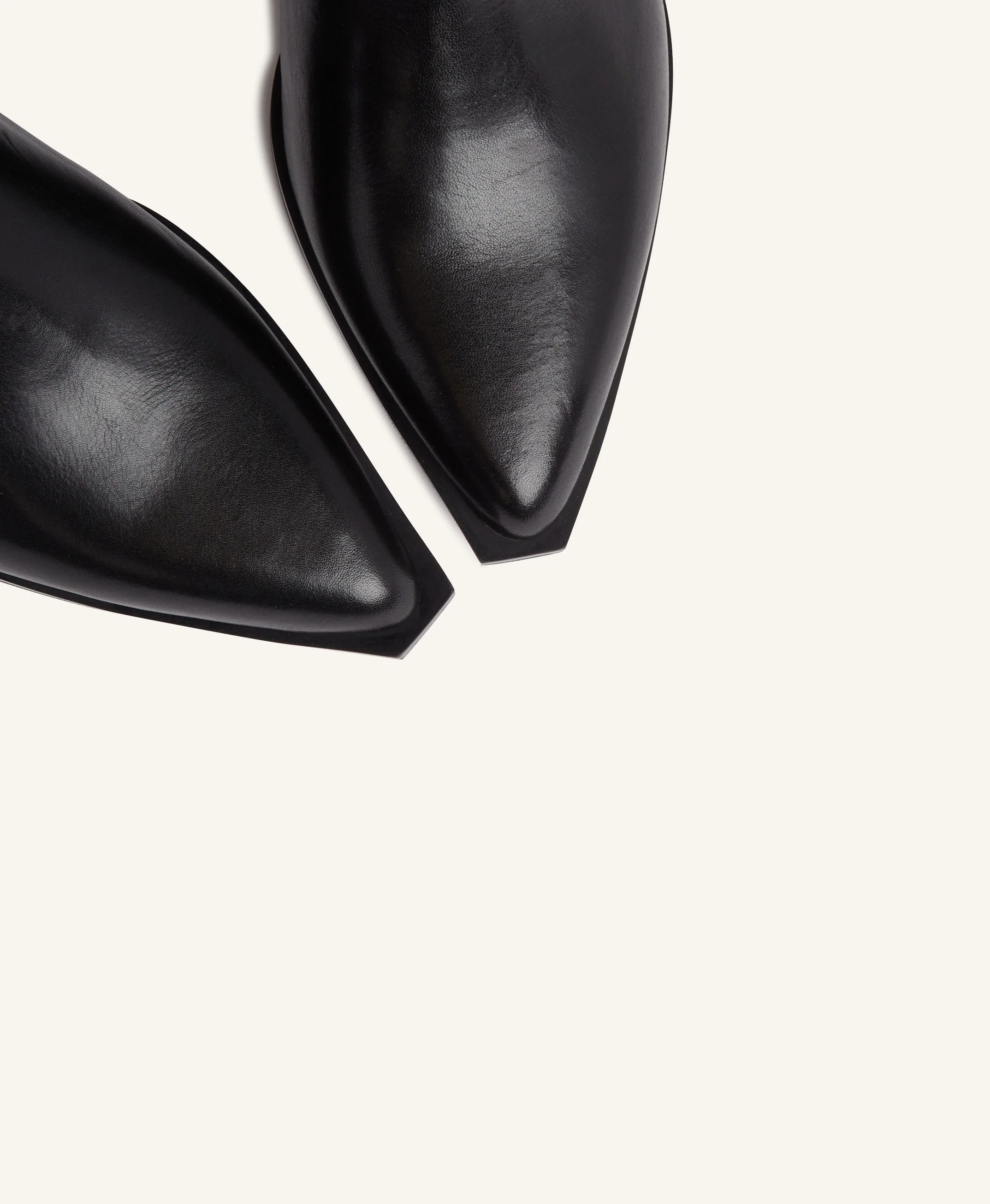 Bracken Ankle Boot - Image 7