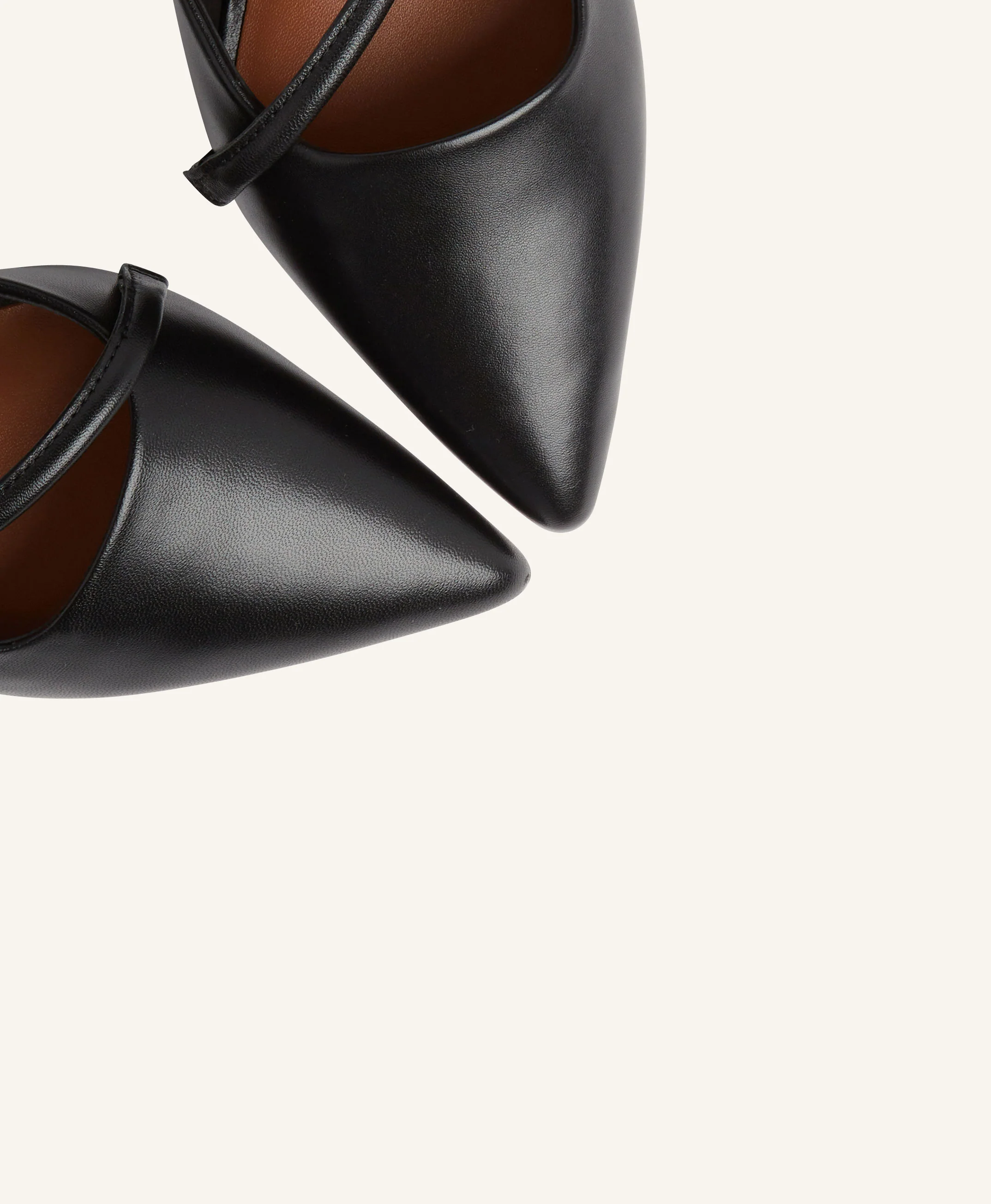 Darcy Heel - Image 7
