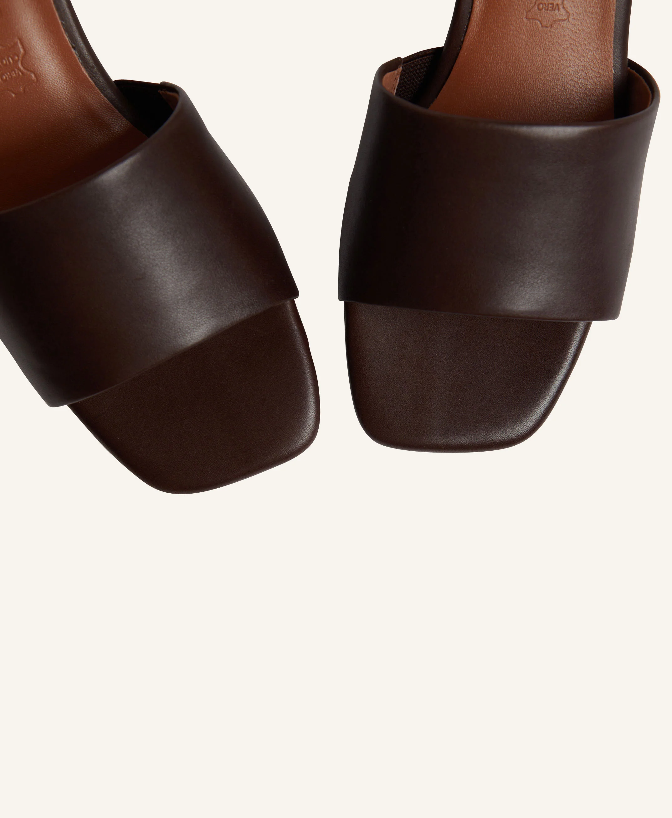 Dede Mule - Image 4