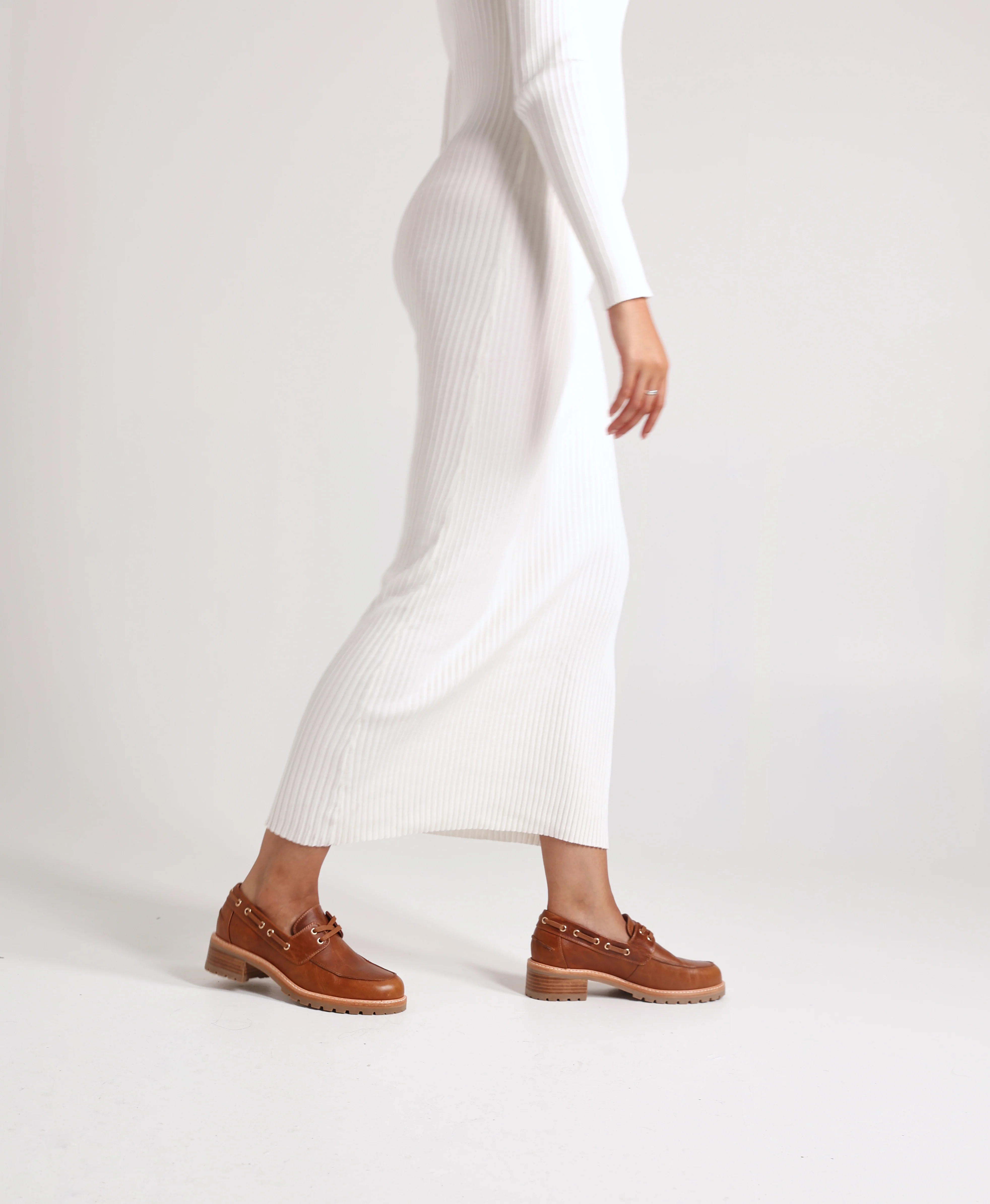 Ester Flat - Image 2