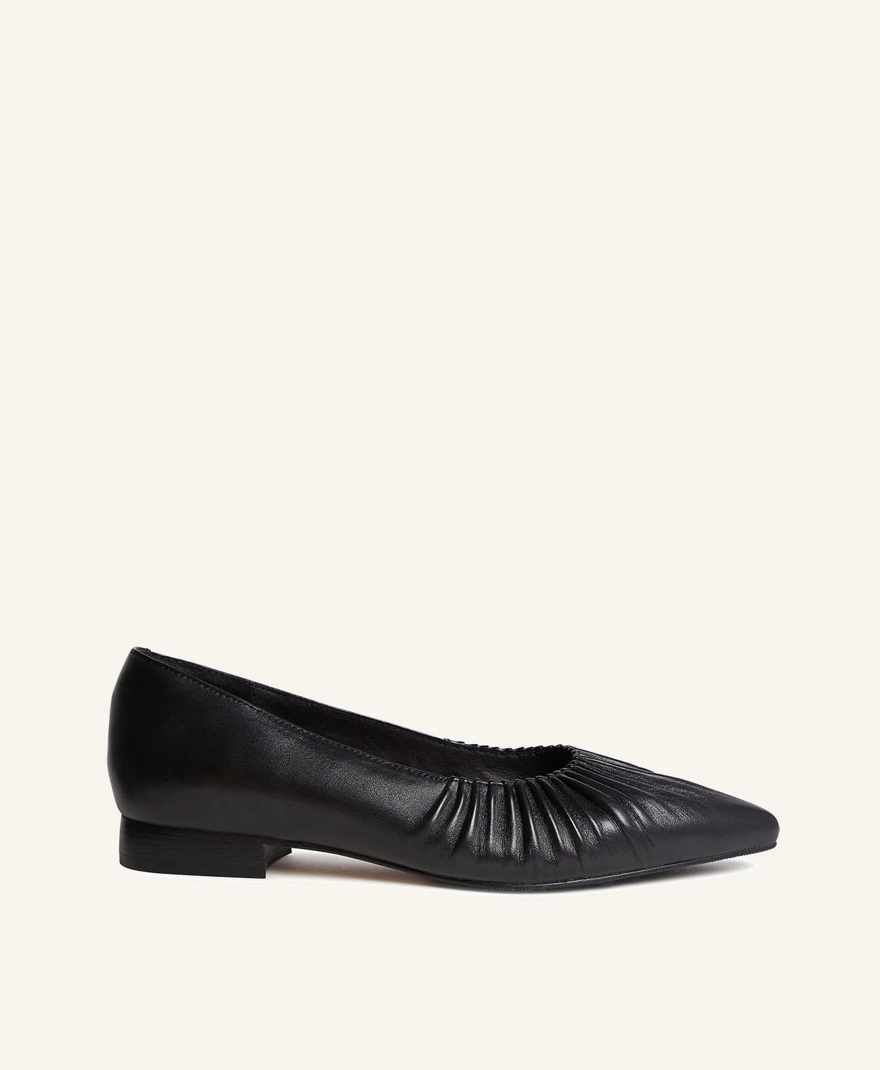 Evoke Flat