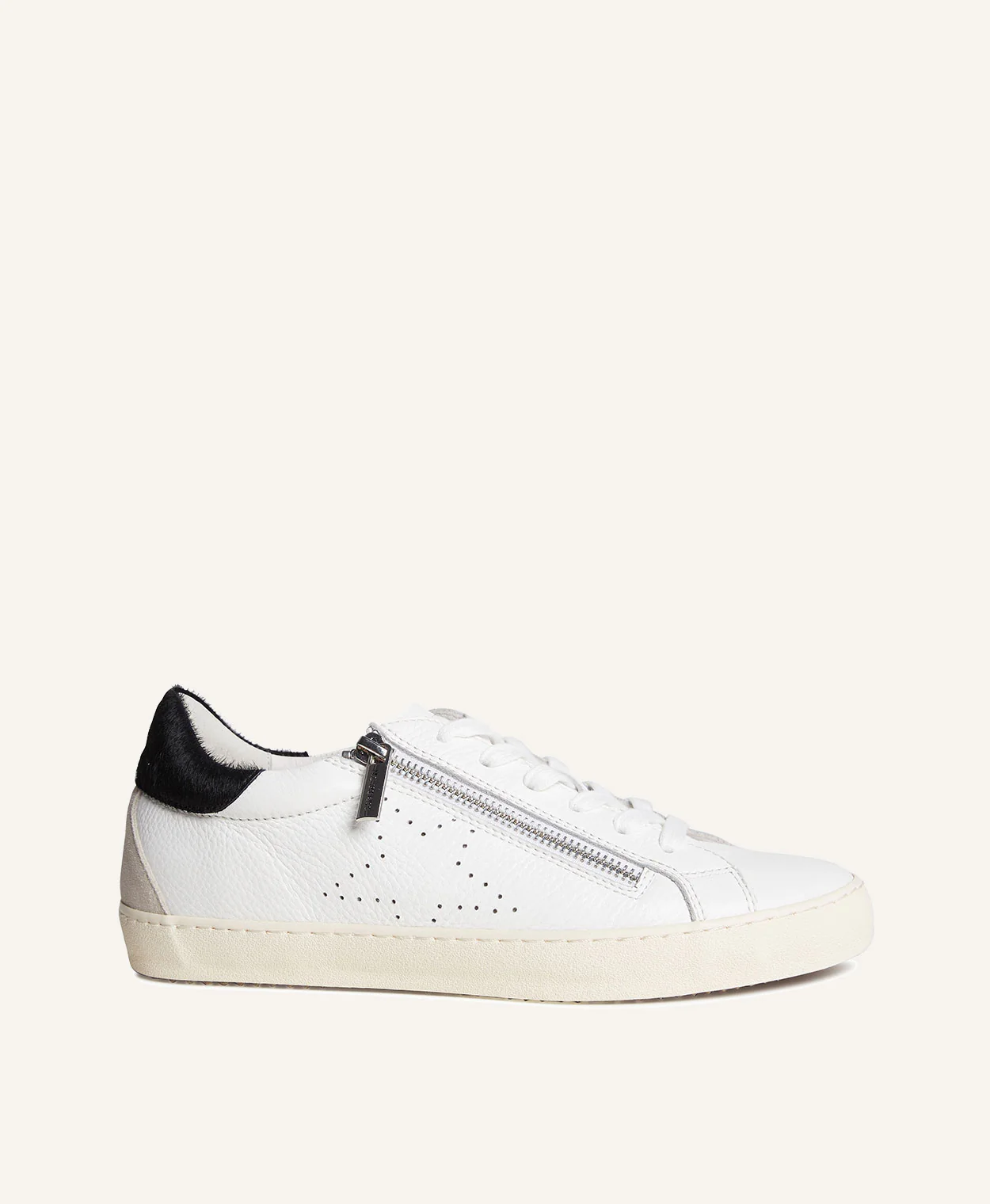 Joyce Sneaker