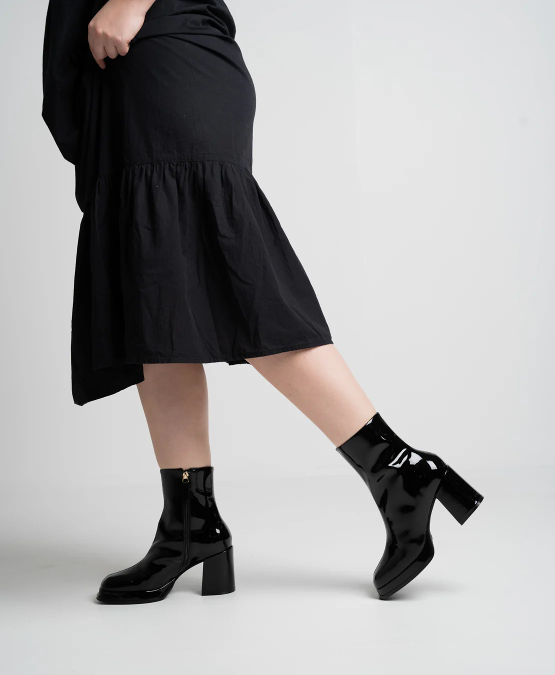Lola Platform Boot - Image 2
