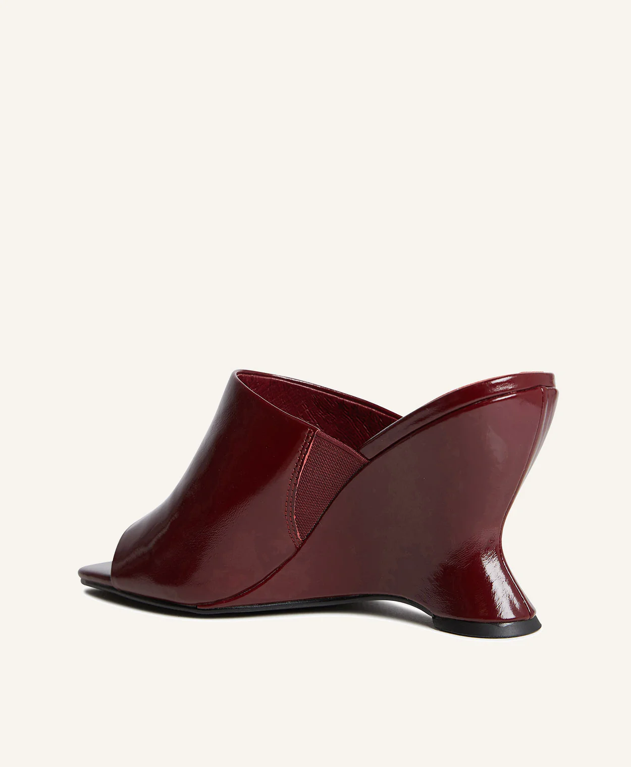 Macadamia Wedge - Image 5