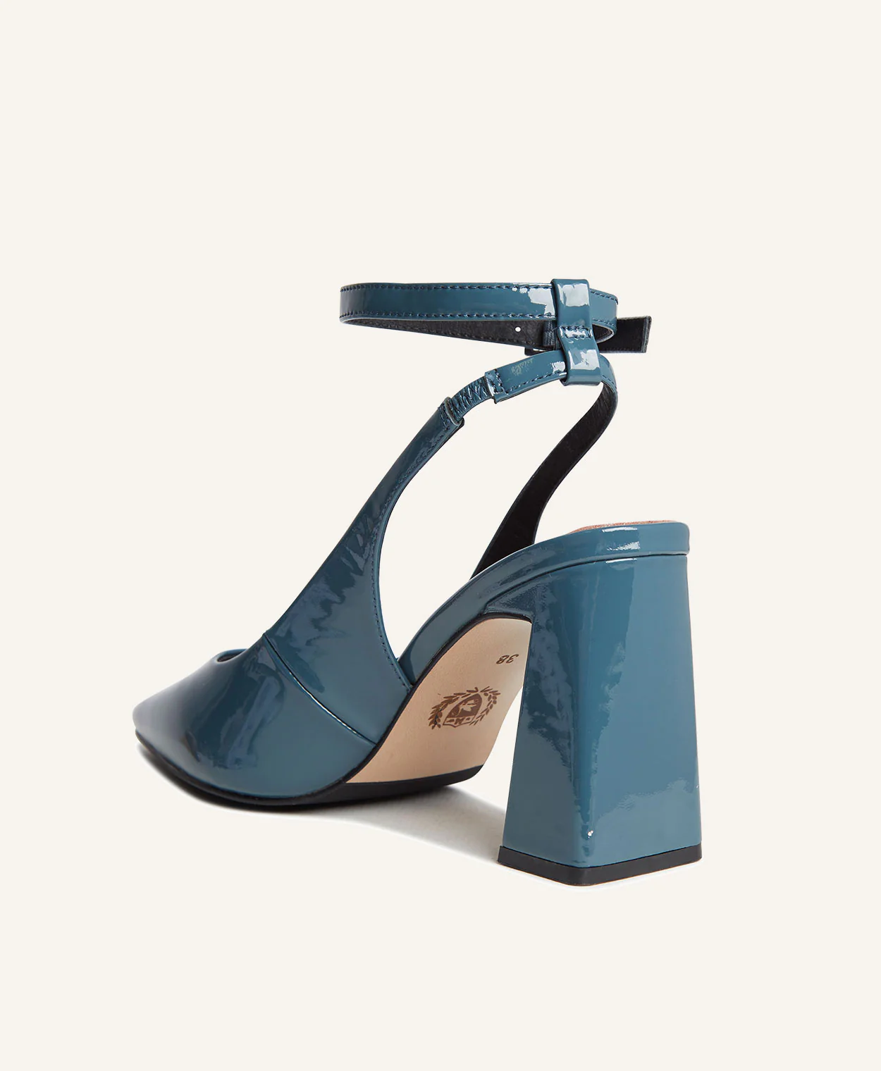 Macie Heel - Image 5