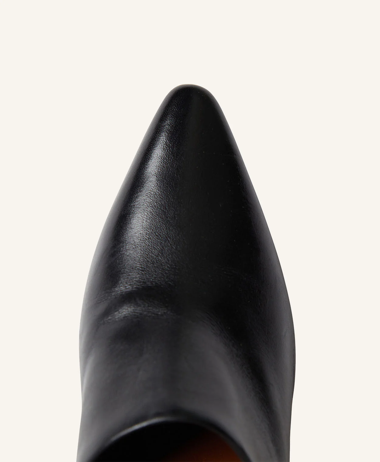 Madder Heel - Image 7