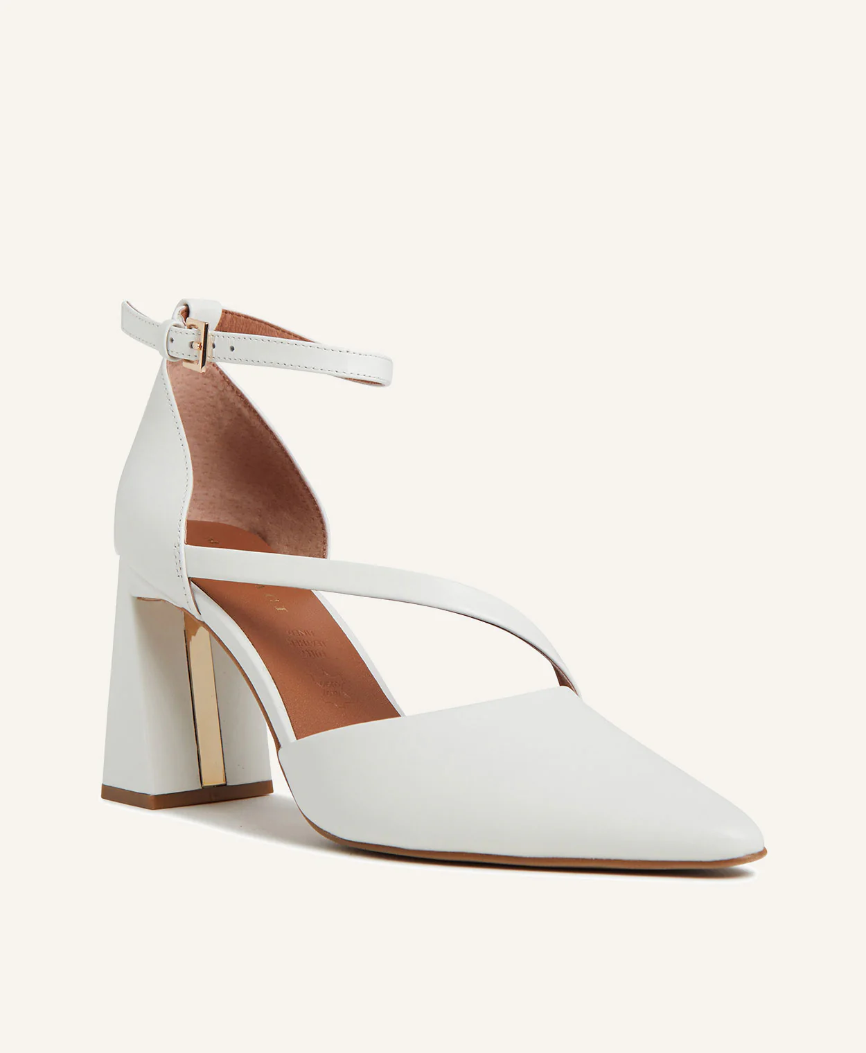 Marcia Heel - Image 3