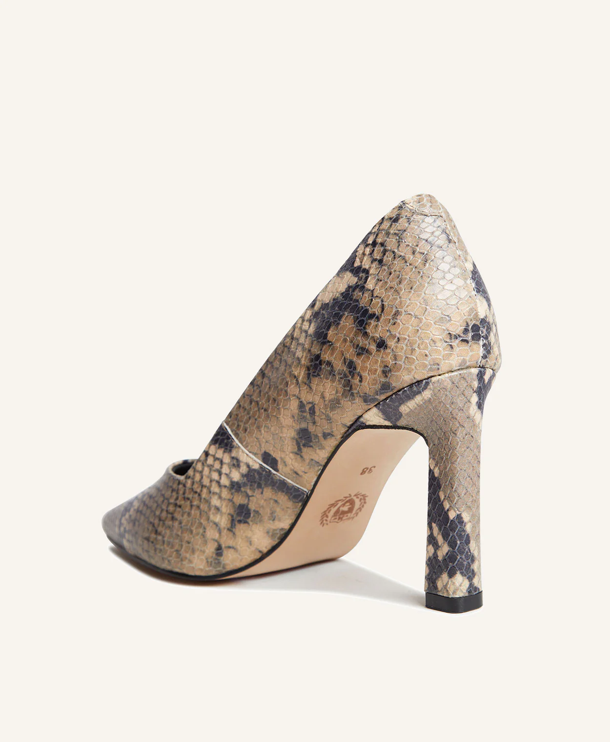 Miko Heel - Image 5