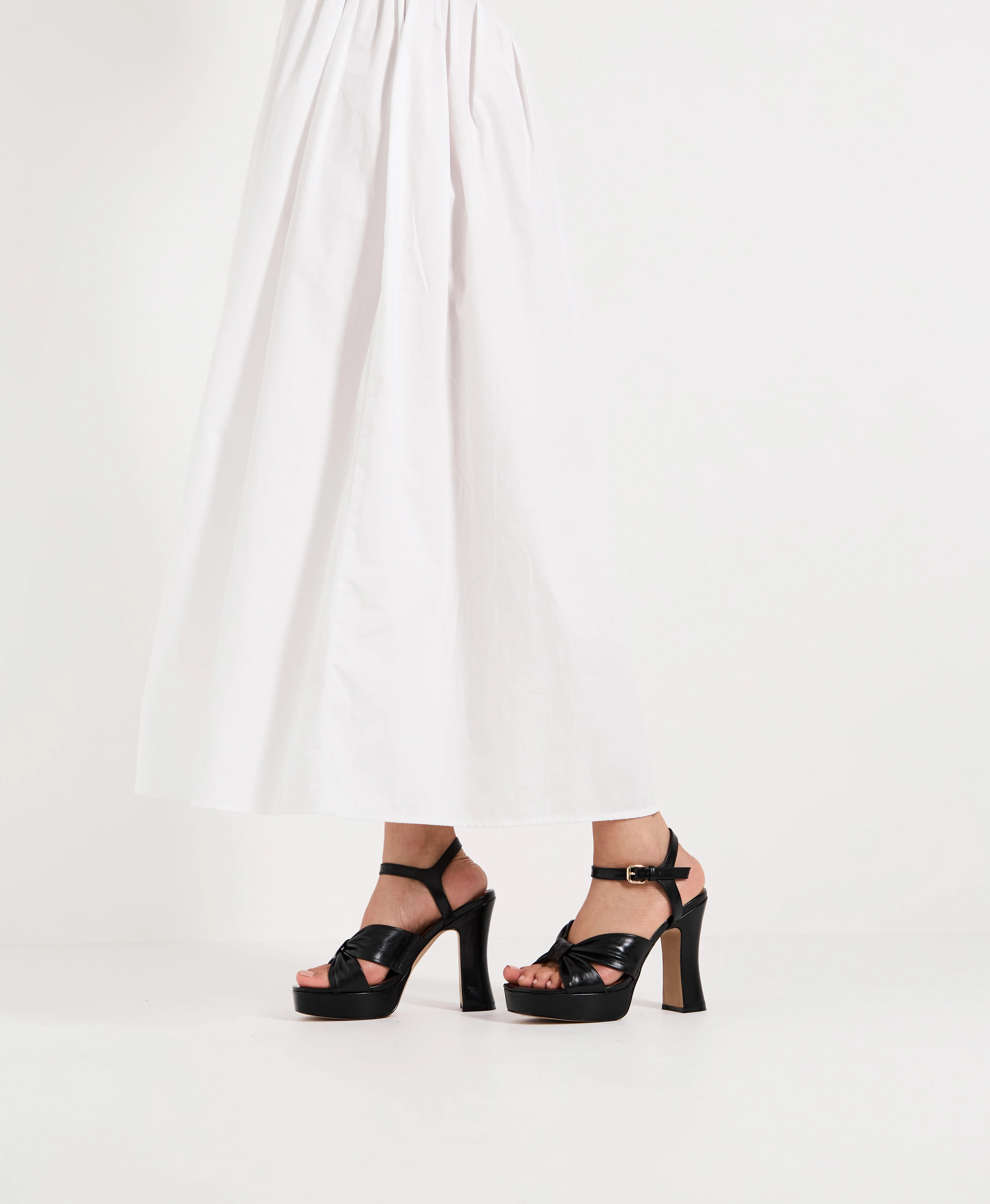 Rebbie Platform Sandal - Image 2