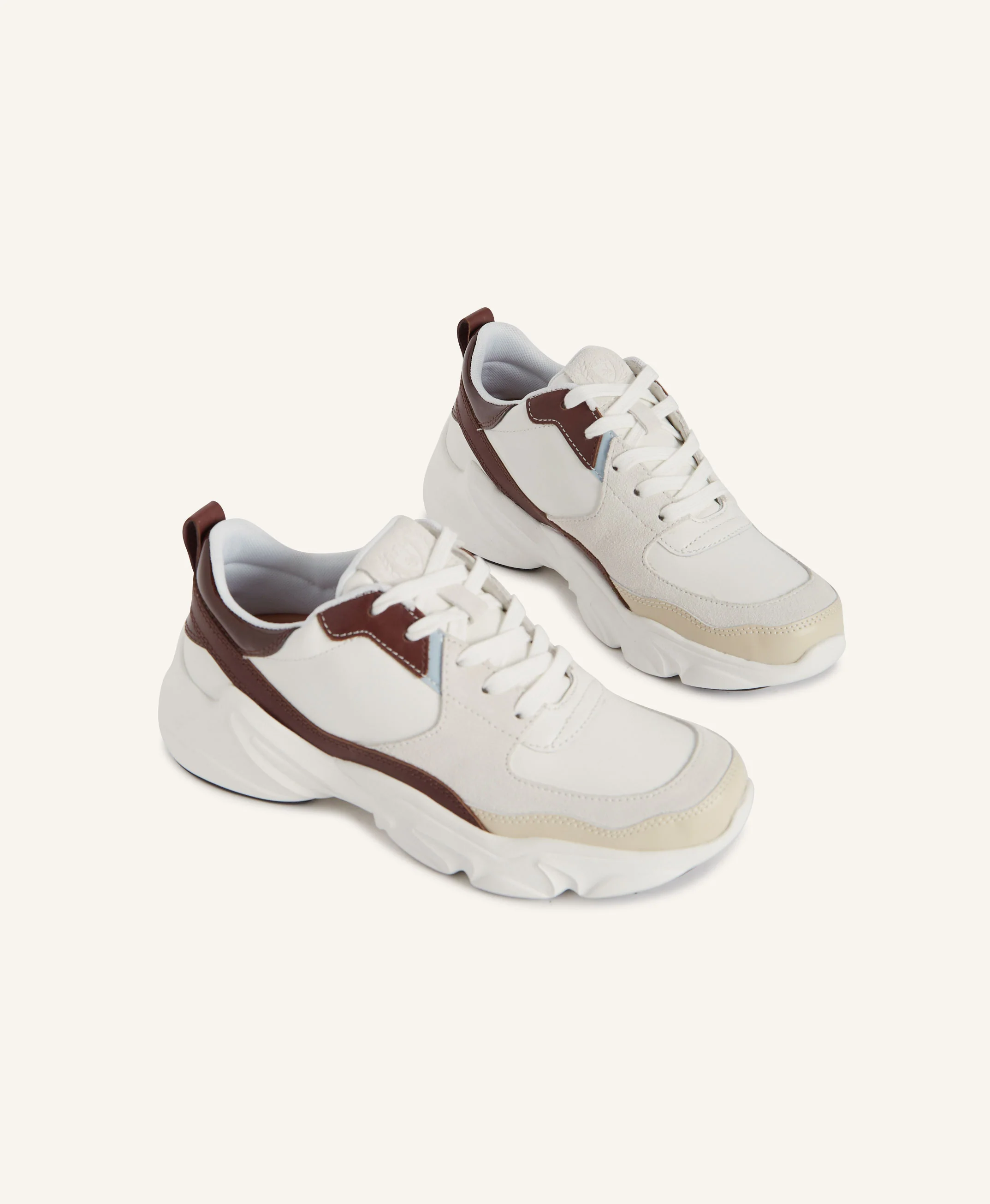 Roman Sneaker - Image 5
